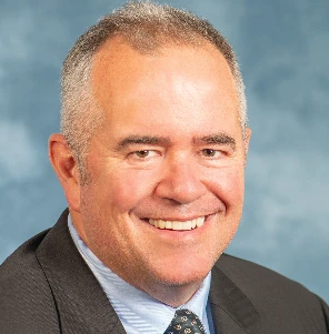 Thomas Leyden, MBA Headshot